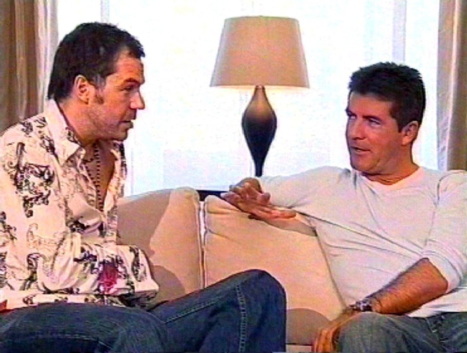 Steve fotografiado con Simon Cowell durante sus días en Factor X