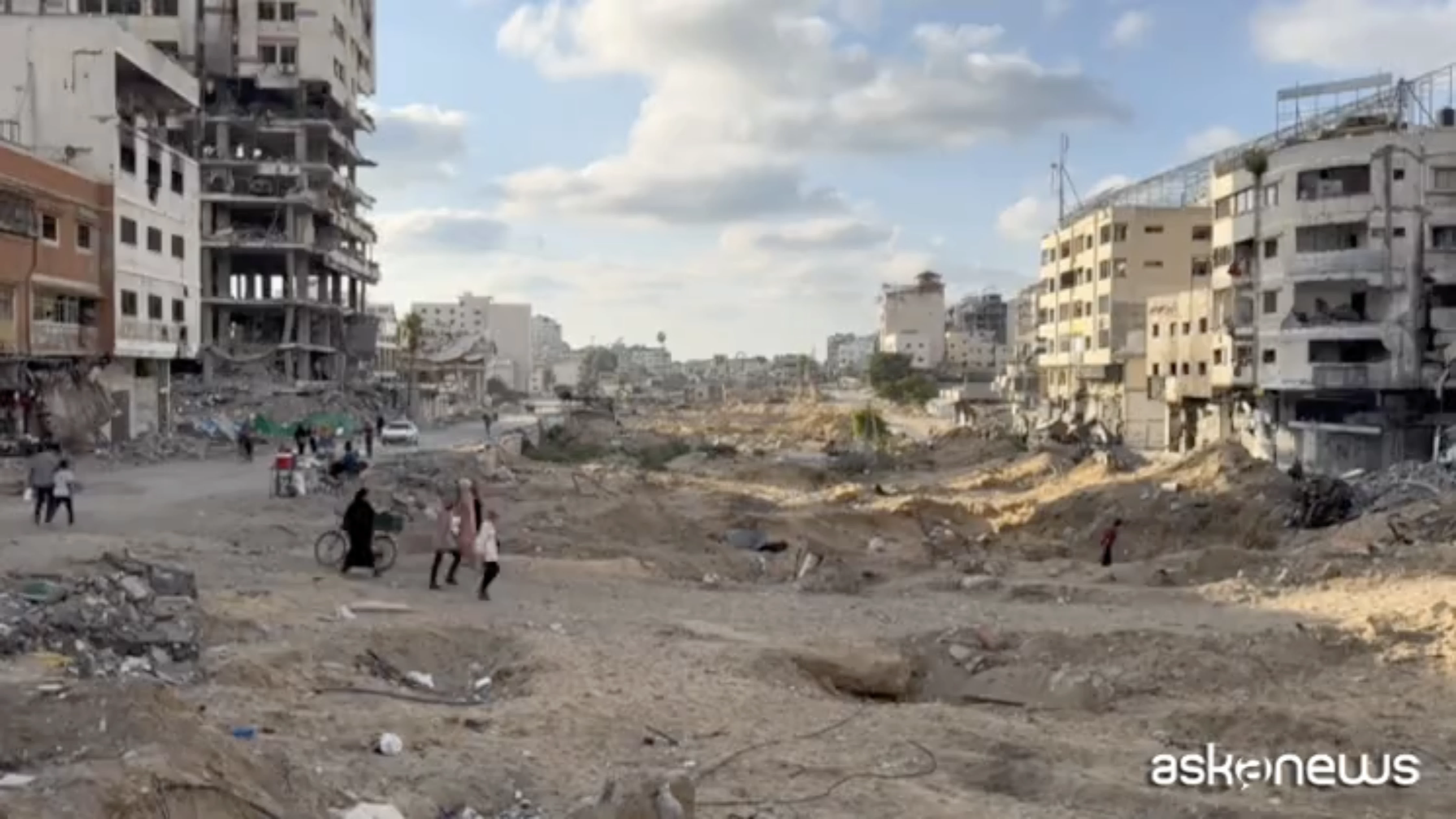 La ciudad de Gaza, un año después, con las calles destruidas y la ciudad irreconocible