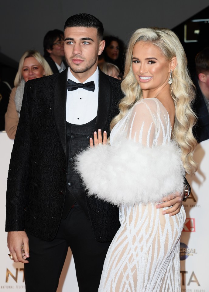 LONDRES, INGLATERRA – 28 DE ENERO: Tommy Fury y Molly-Mae Hague asisten a los Premios Nacionales de Televisión 2020 en el O2 Arena el 28 de enero de 2020 en Londres, Inglaterra. (Foto de Gareth Cattermole/Getty Images)