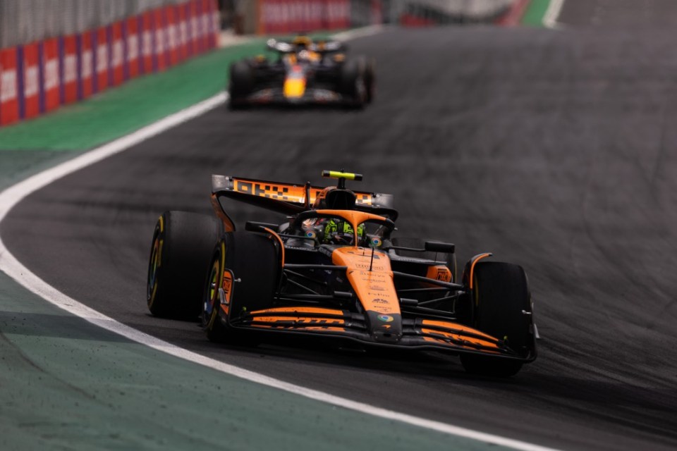 Lando Norris en acción para McLaren en el Sprint