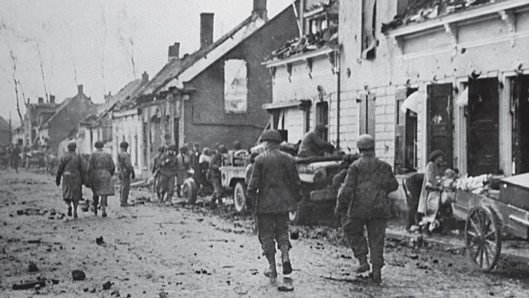 Timberwolves en Standdaarbuiten, principios de noviembre de 1944 (foto: archivo).