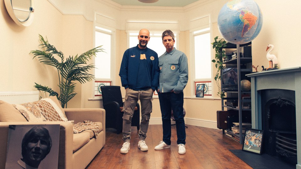 La superestrella posó con Pep Guardiola para la campaña publicitaria