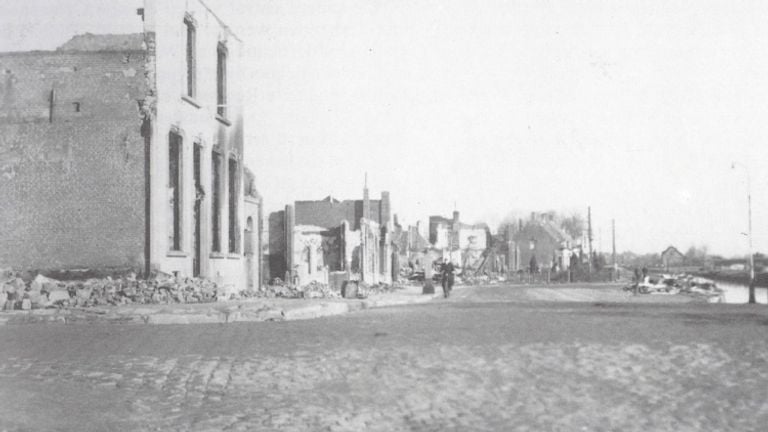 Dinteloord, Havenweg 1944 (foto: archivo)