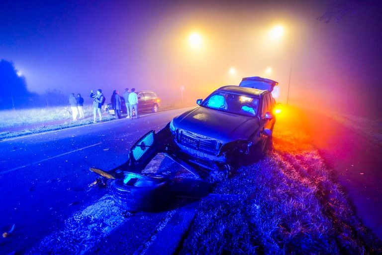 Uno de los autos que chocó (foto: SQ Vision).