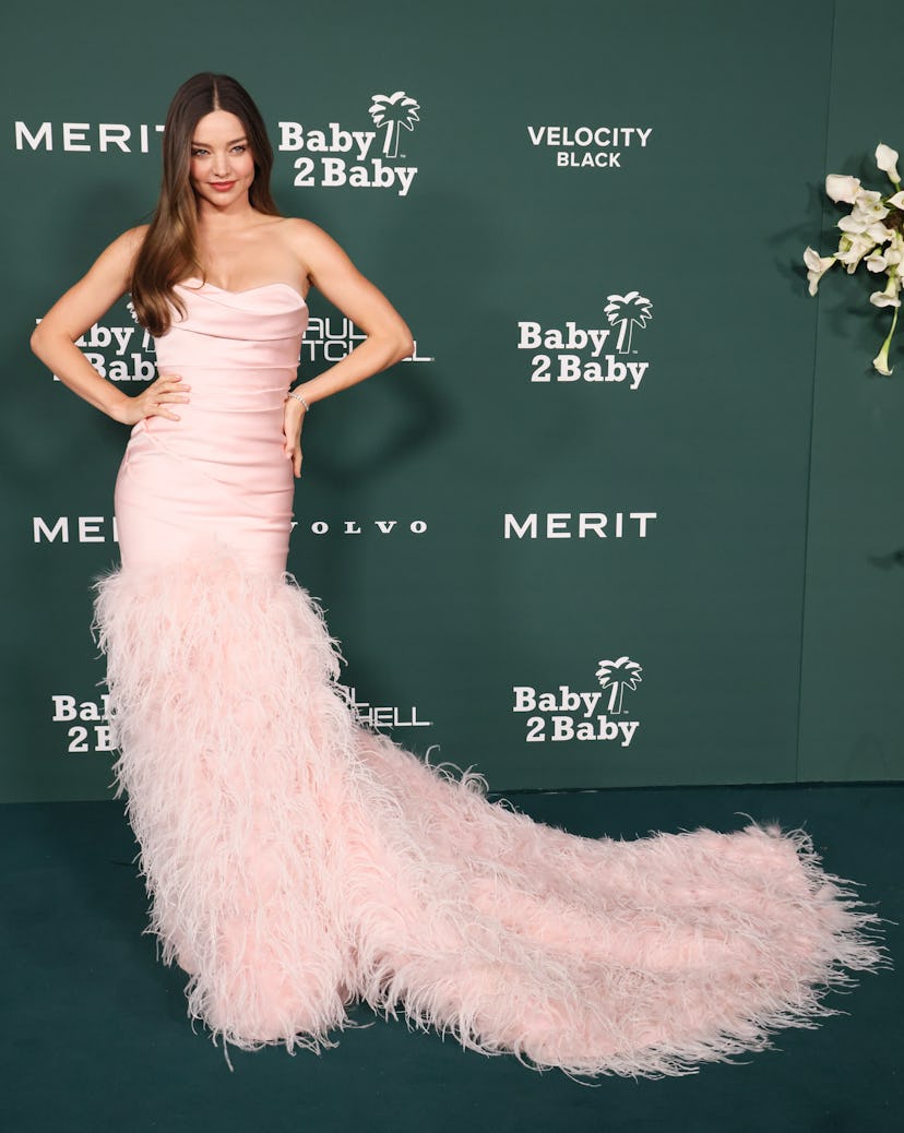 Miranda Kerr asiste a la Gala Baby2Baby 2024 