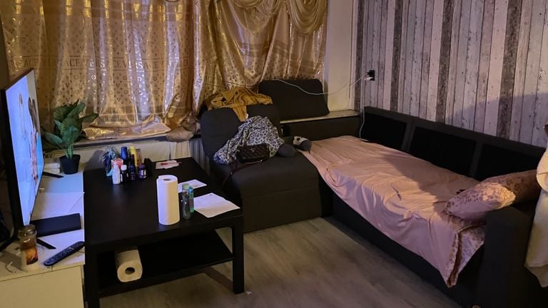 El lugar de trabajo de una trabajadora sexual en Waalwijk (foto: Tom van den Oetelaar).