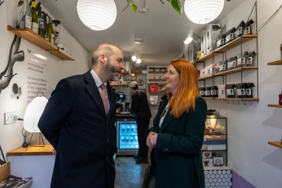 Ashley de The Sun entrevistó al secretario de negocios Reynolds, quien está de acuerdo en que la confianza empresarial ha recibido un golpe