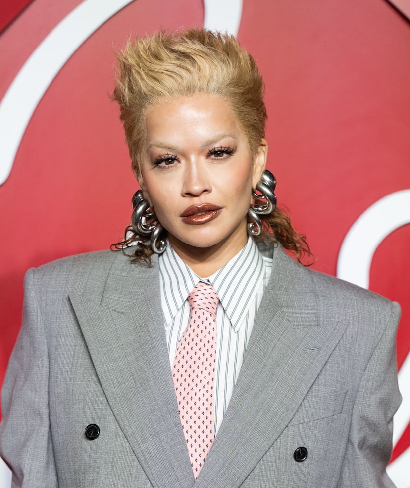 Rita Ora British Fashion Awards 02 de diciembre de 2024 Londres, Inglaterra