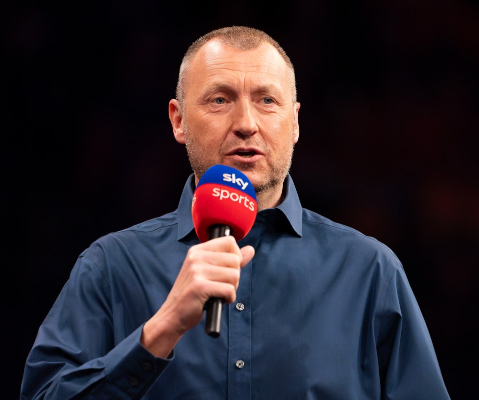 Mardle se alejará de sus deberes en Sky Sports en el futuro previsible