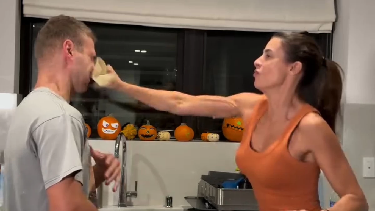 Elisabetta Canalis y el “Tortilla Challenge”: concurso de repostería de piadina (en tu cara) con su novio