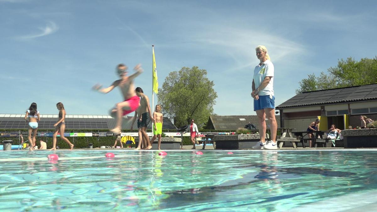 Comienzo soleado para piscinas al aire libre: "No tienes que