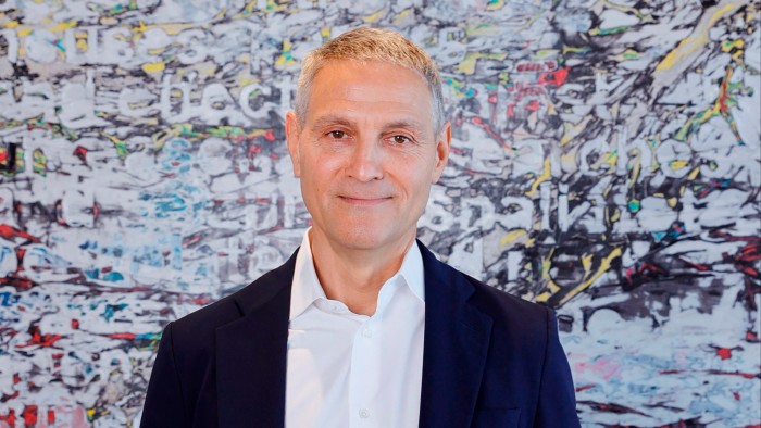 Ari Emanuel comprará ferias de arte frieze de Endeavour