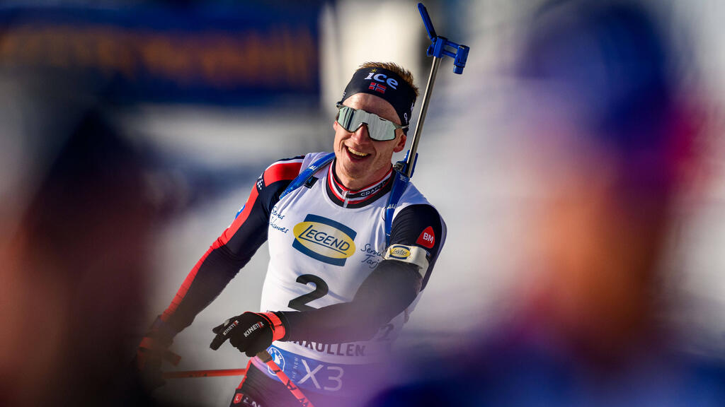 La leyenda del biatlón brilla en un deporte diferente