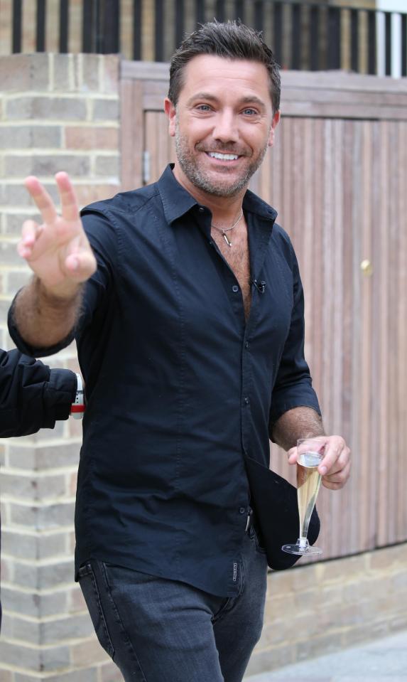 Gino d'Acampo fuera de ITV Studios en Londres.