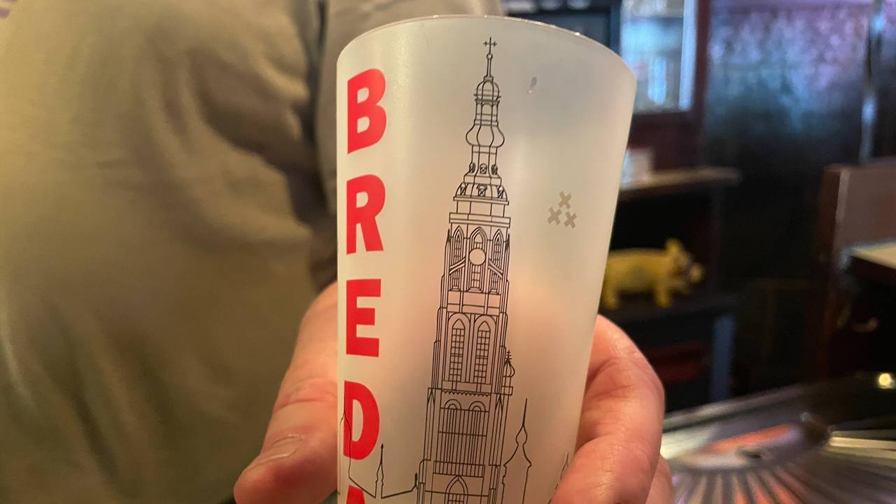 Horeca Blunder con copas duras, las cruces de Breda están
