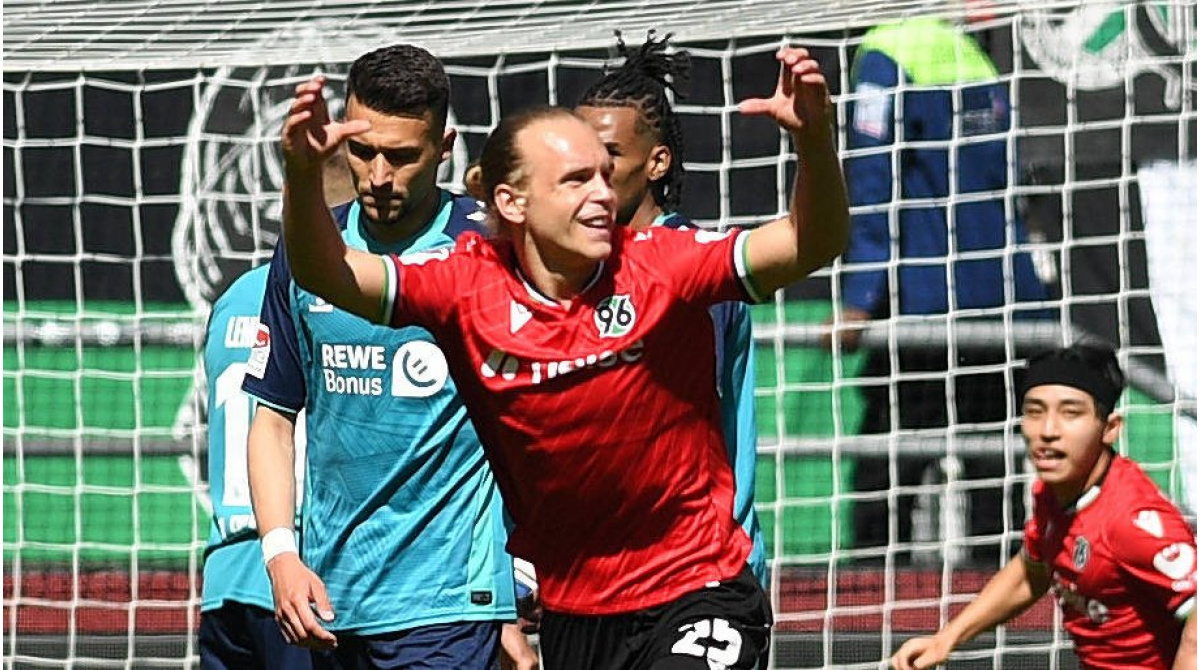 Nuevo contrato: Hannover 96 vincula a Lars Gindorf