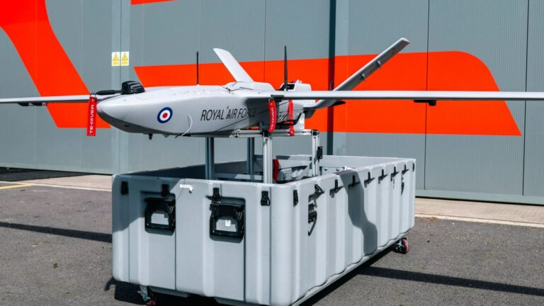 El Reino Unido lanza a los drones Stormshroud que volarán