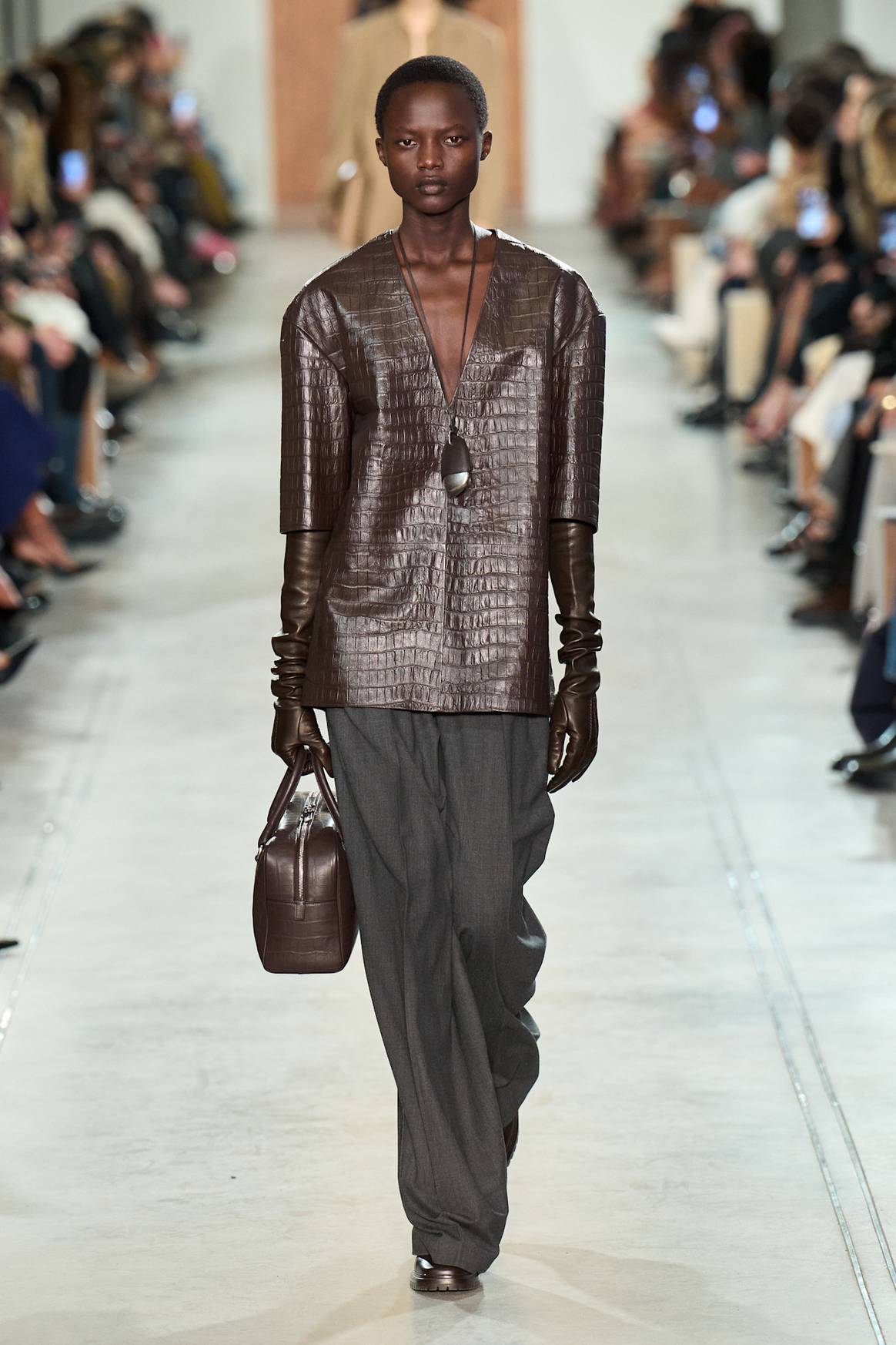 Créditos: Michael Kors HW25/© Launchmetrics/Spotlight Créditos: Michael Kors HW25/© Launchmetrics/Spotlight