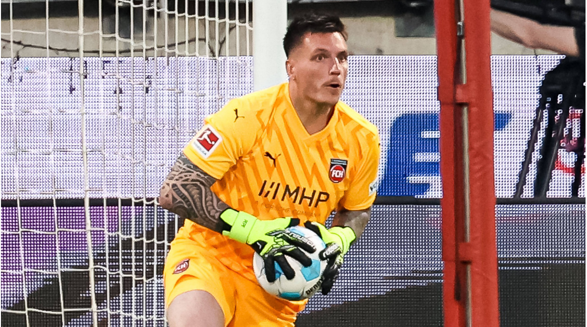1. FC Heidenheim: escupir en el cerebro con el arquero
