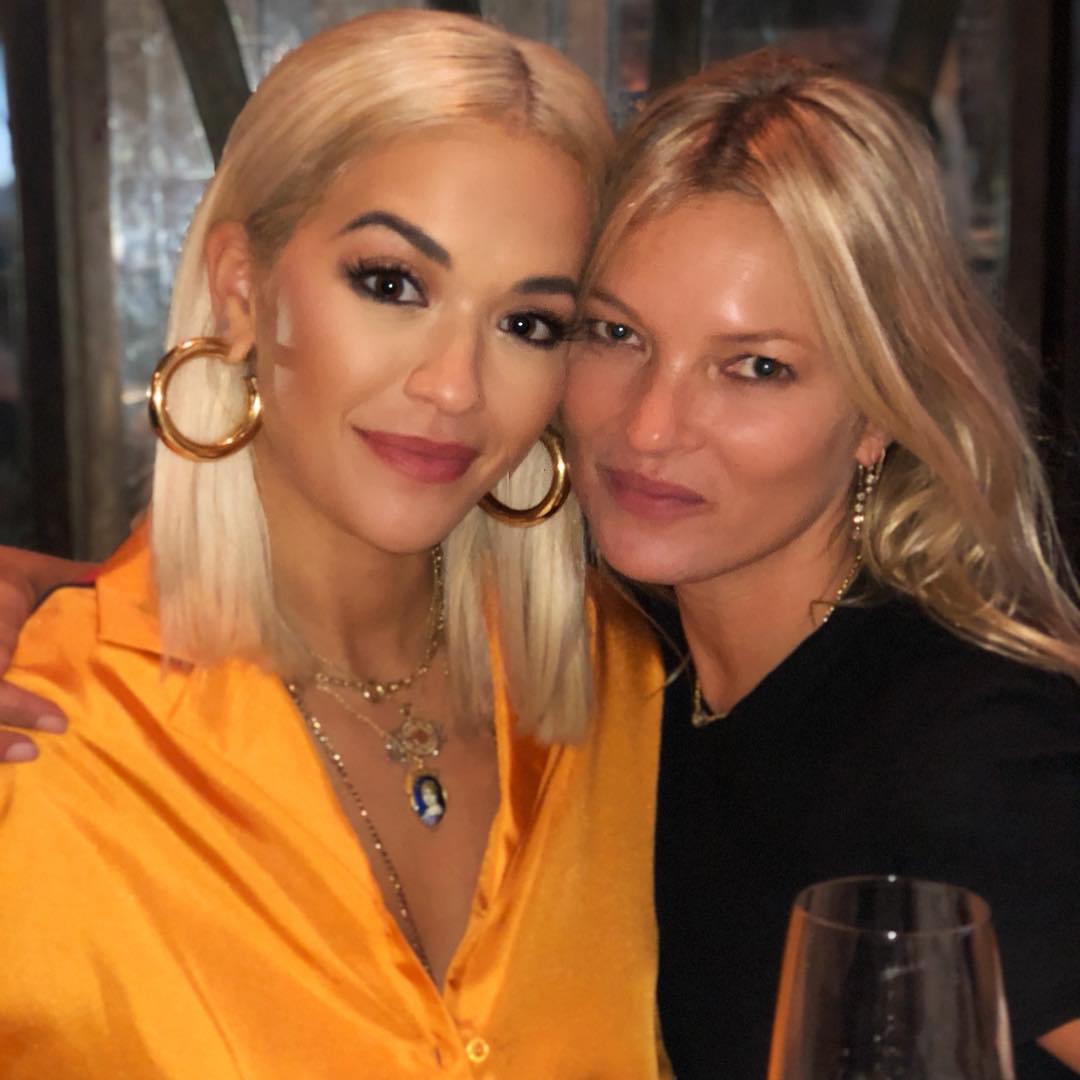 Rita Ora se convierte en la última celebridad para dejar