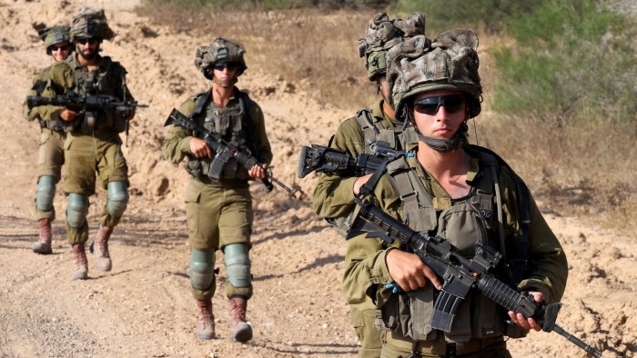 Israel llama a los reservistas para una ofensiva de Gaza