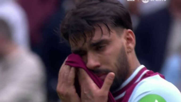Lucas Paqueta parece romperse en lágrimas después de obtener una