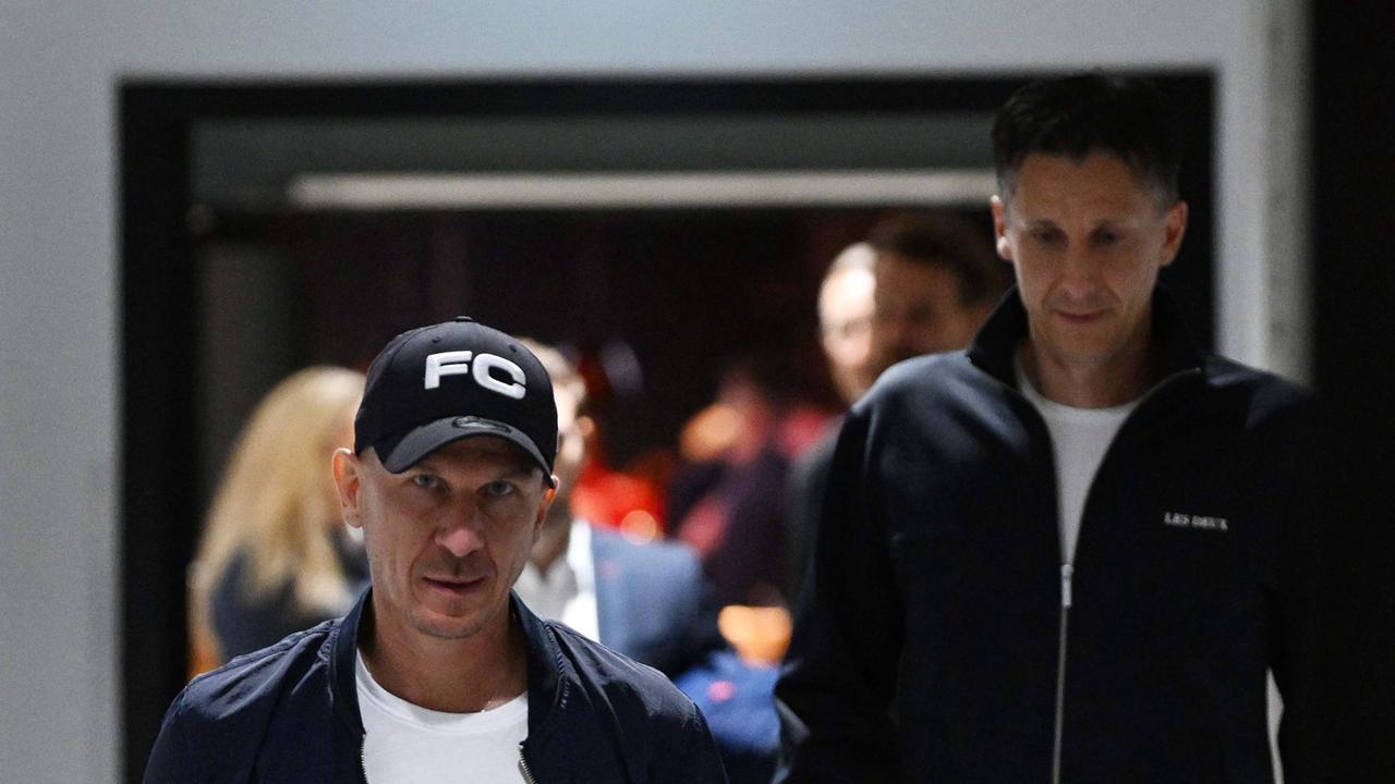 Colonia probablemente se separa del entrenador y el director deportivo