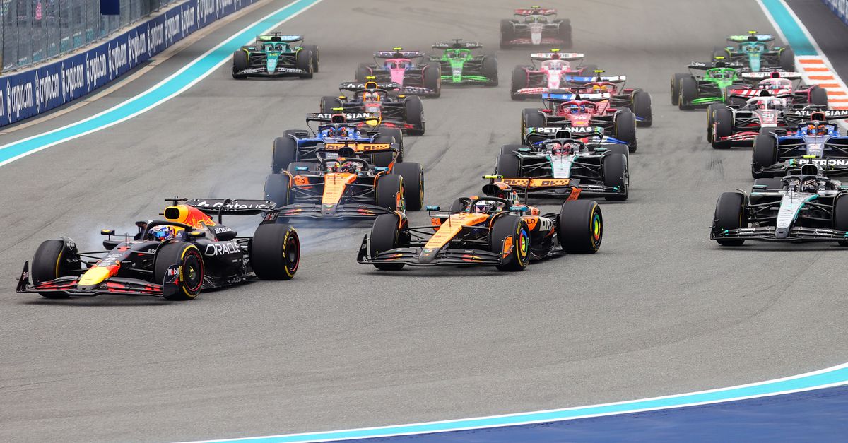 Oscar Piastri gana GP Miami, Verstappen cuarto