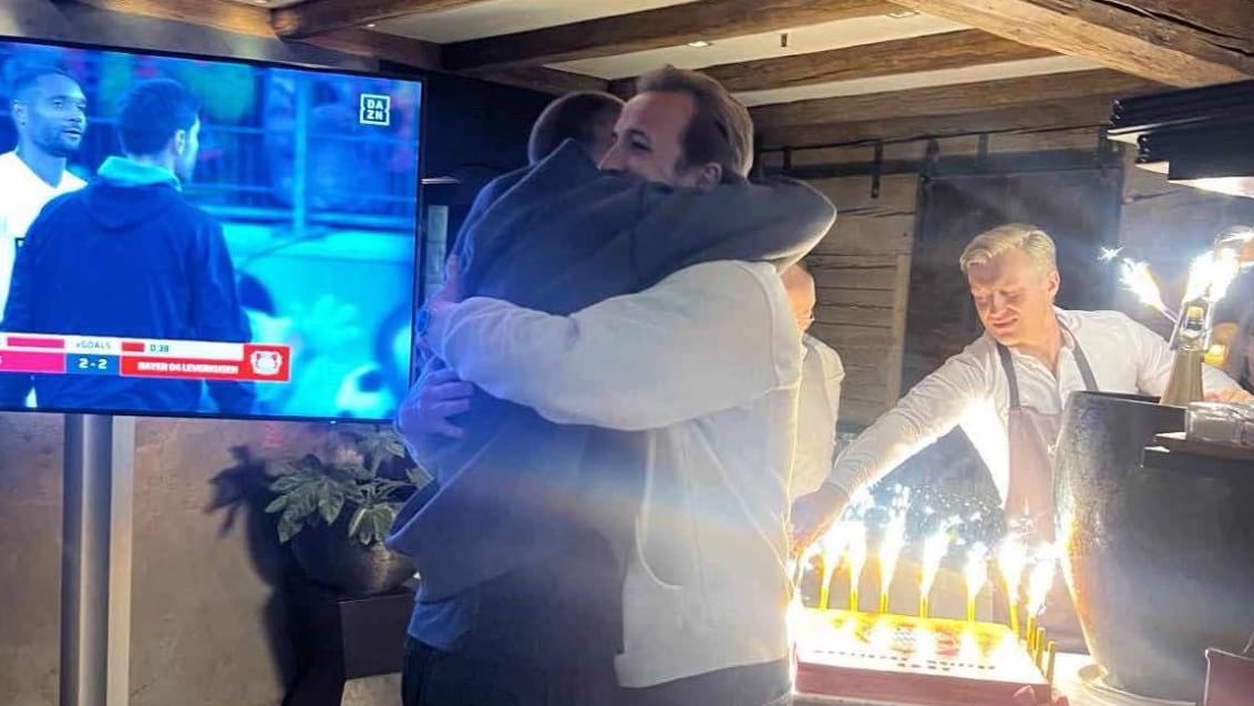 Redención para Bayer -star - Kane celebra el primer título