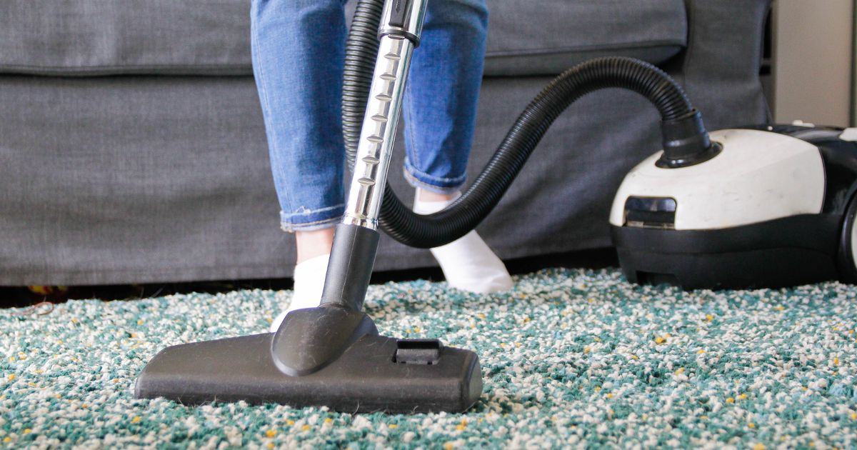 Advertencia de bacterias urgentes a hogares con alfombras o alfombras