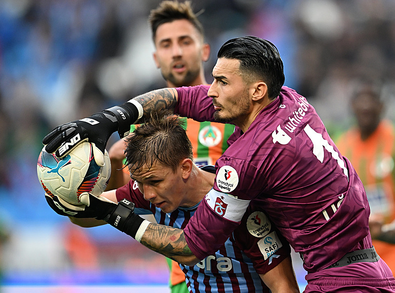 kasimpasa-trabzonspor-maci-ne-zaman-saat-kacta-ve-hangi-kanalda-1746427892599.png