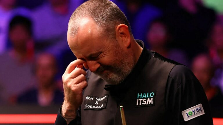 Mark Williams publica un tweet preocupante a mitad de camino