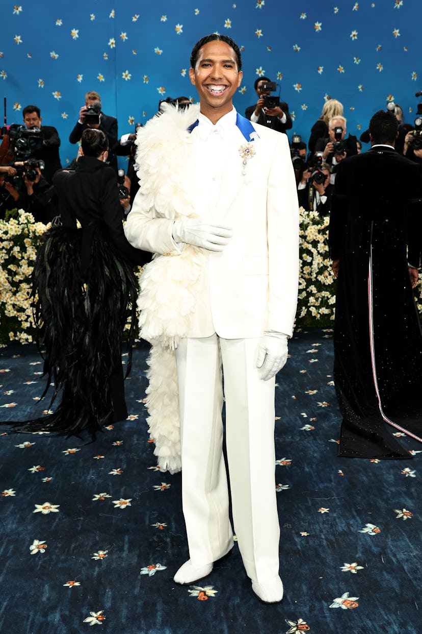 Nueva York, Nueva York - 05 de mayo: Tyler Mitchell asiste a la Gala Met 2025 Celebrating "Superfine: sastre ...