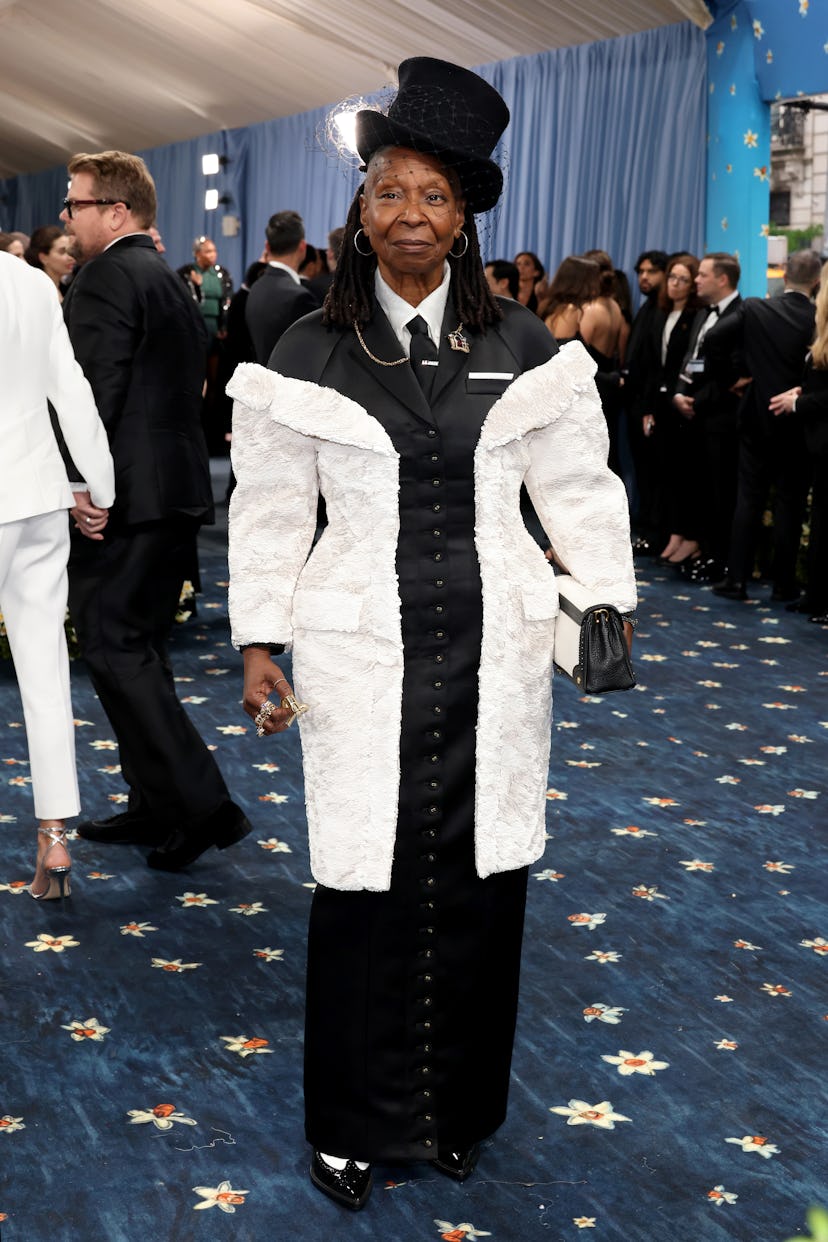 Nueva York, Nueva York - 05 de mayo: Whoopi Goldberg asiste a la Gala Met 2025 Celebrating "Superfine: Tailo ...