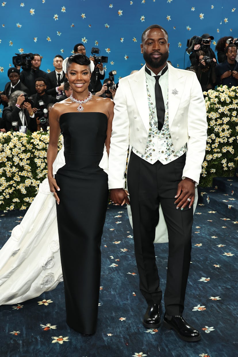 NUEVA YORK, Nueva York - 05 de mayo: (LR) Gabrielle Union y Dwyane Wade asisten a la celebración de la Gala Met 2025 ...