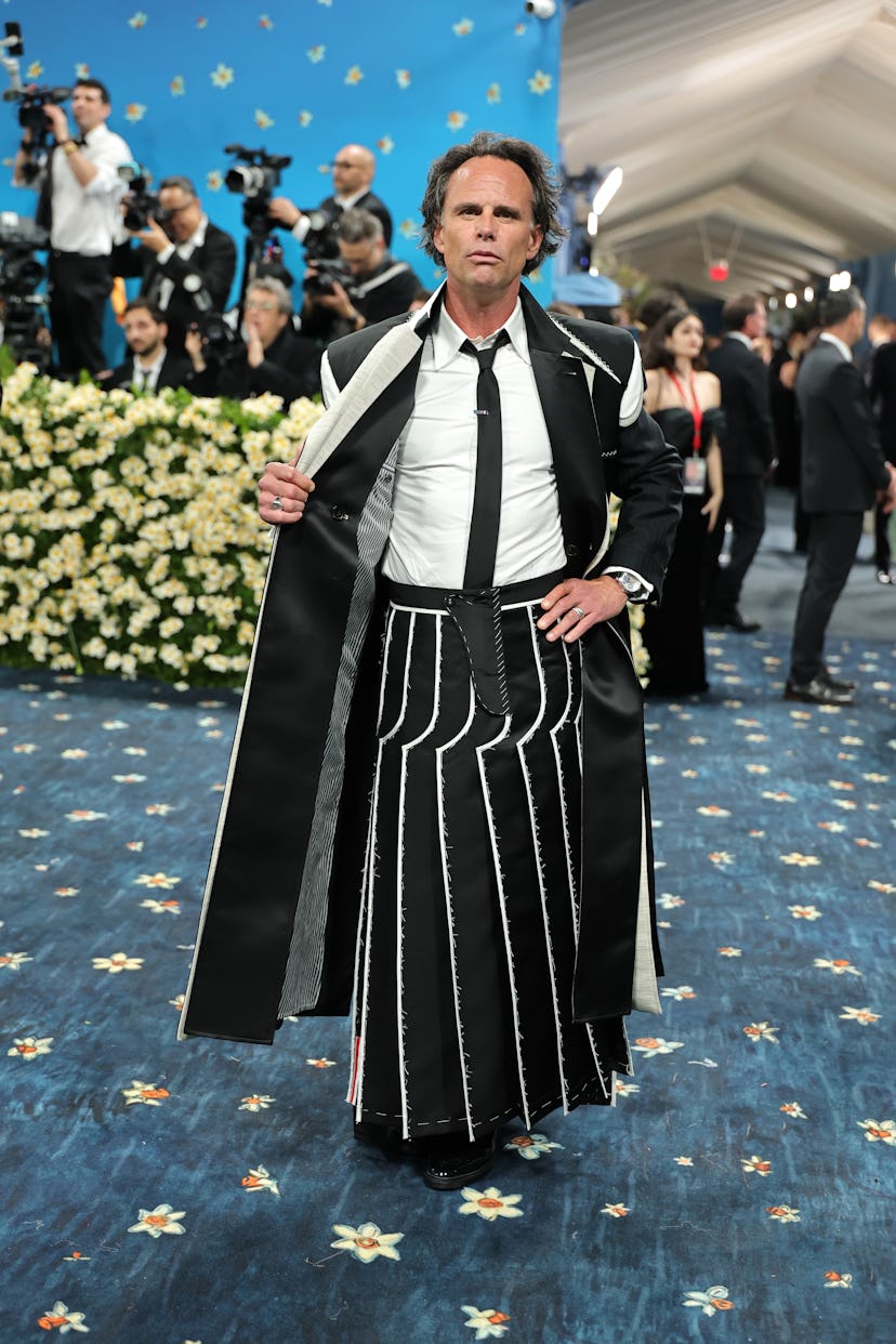 Nueva York, Nueva York - 05 de mayo: Walton Goggins asiste a la Gala Met 2025 Celebrating "Superfine: sastre ...