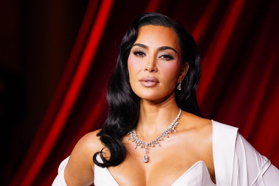 Kim Kardashian en la gala del Museo de la Academia.