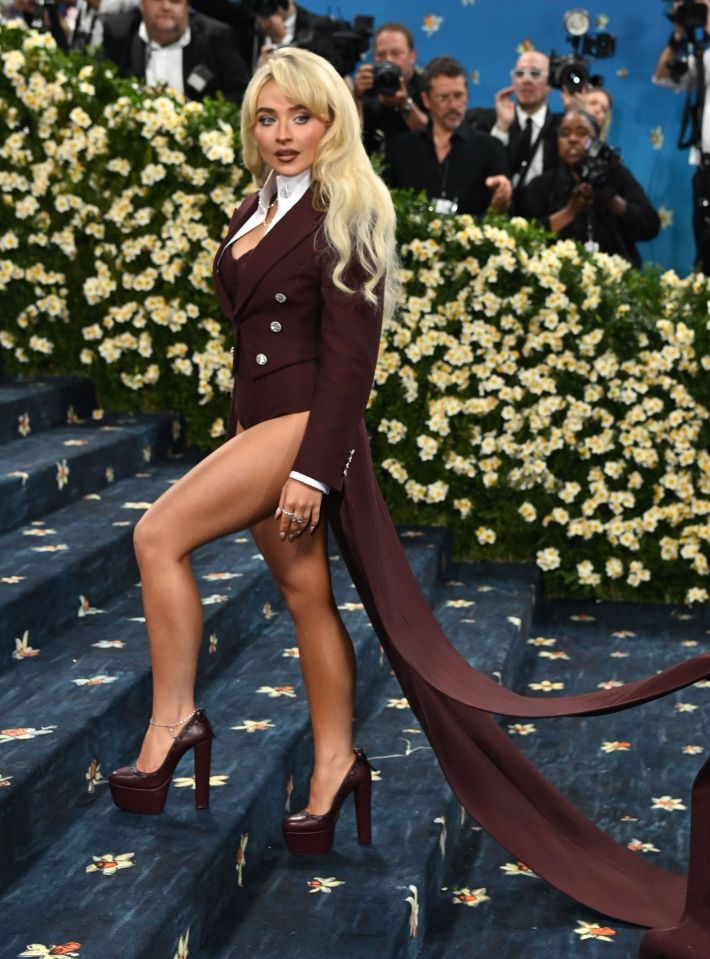 Sabrina Carpenter en la Gala Met 2025.