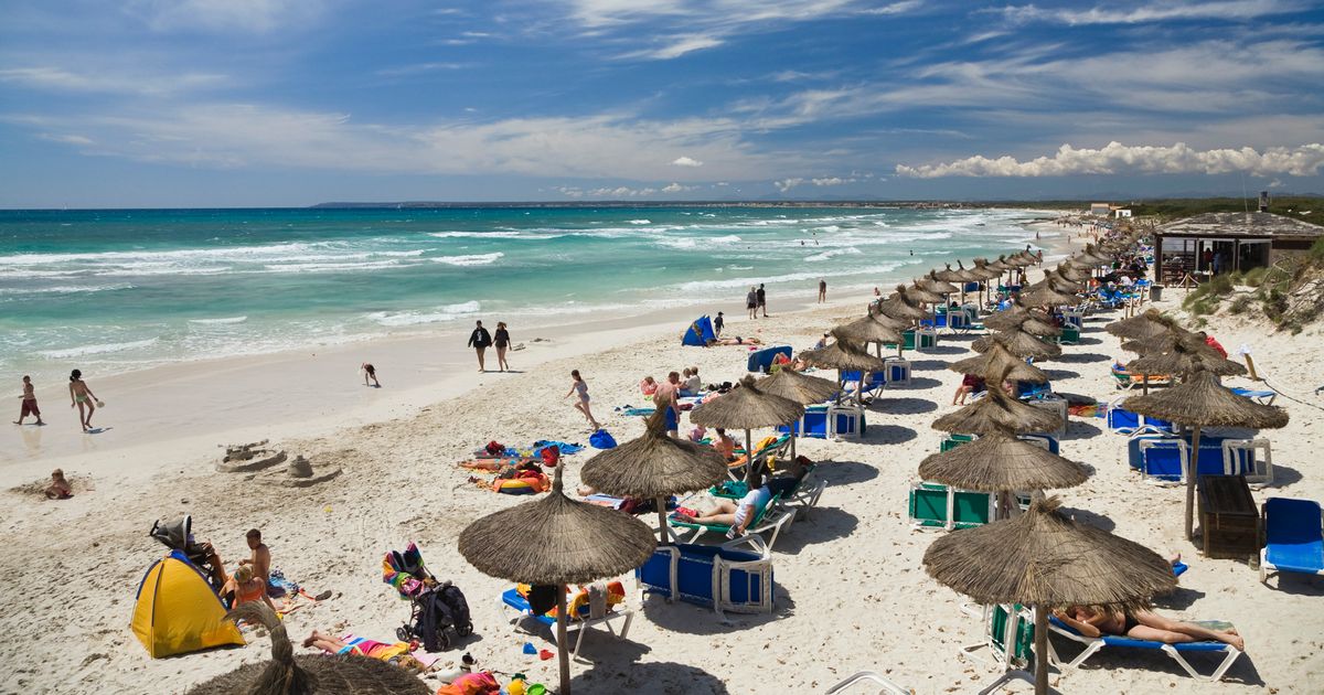 Hermosa playa europea a solo tres horas del Reino Unido