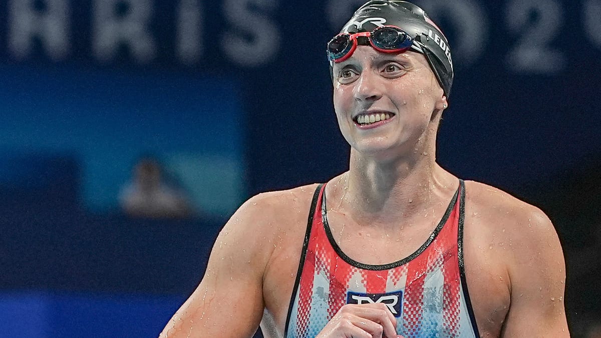 Natación: Katie Ledecky y Gretchen Walsh Crack World Records