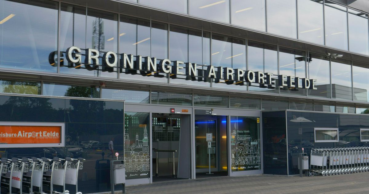 Pequeño número de compra de pasajeros en el aeropuerto de