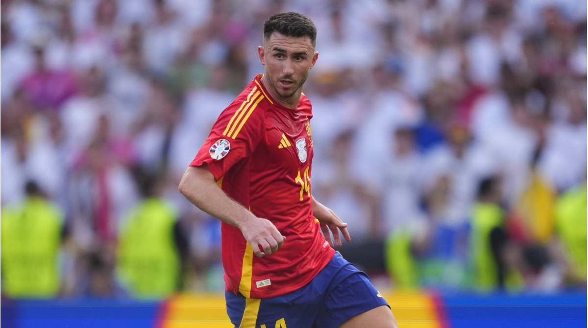 Olympique Marsella habla con Laporte-Luis Henrique antes del cambio de