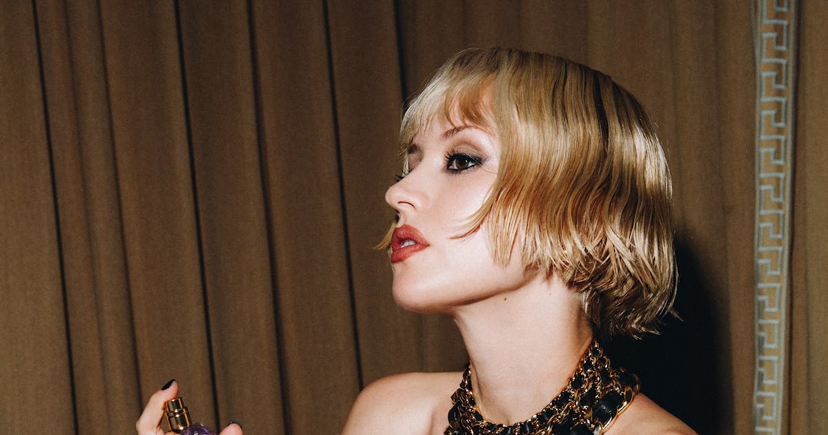 Angèle's Met Gala Beauty involucra su aroma favorito