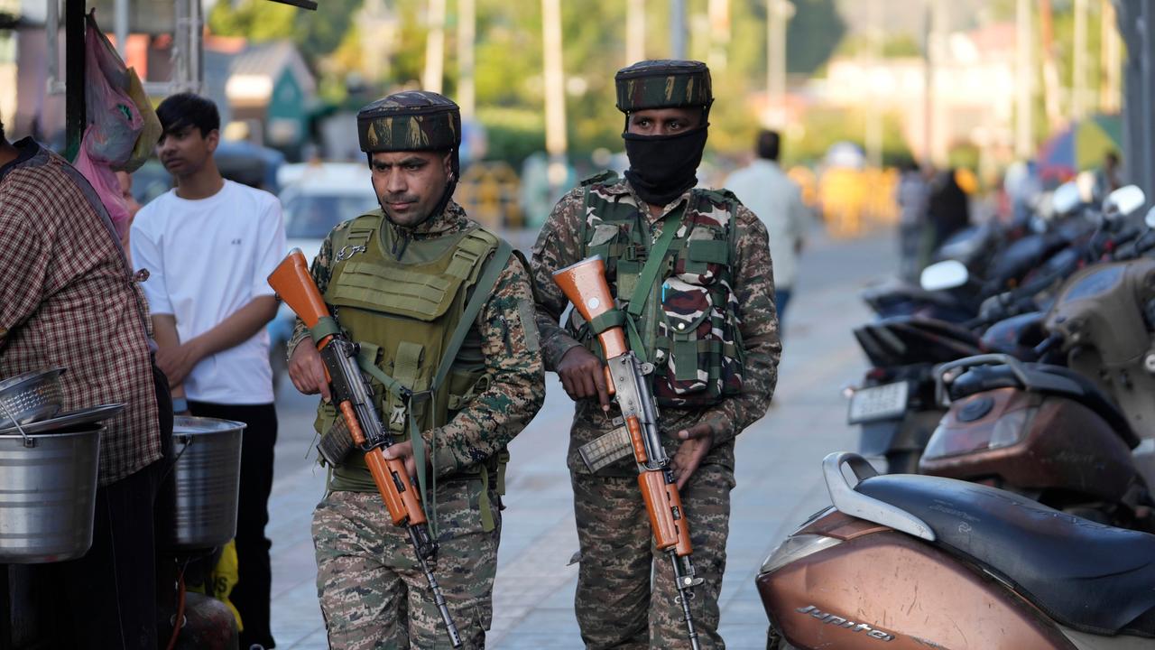 India ataca varios destinos en Pakistán