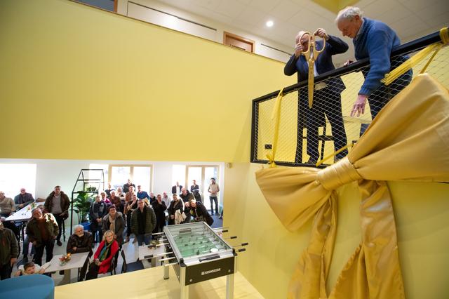 El nuevo Esdal College en Borger ya está estallando y