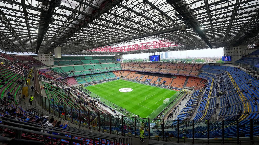Ragas de Ceferin debido a los estadios italianos