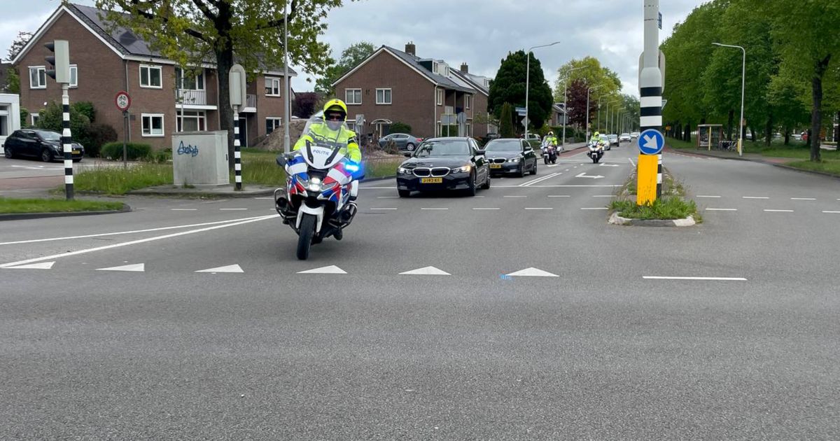 Con gafas de realidad virtual hacia la Haya: Drenthe Police