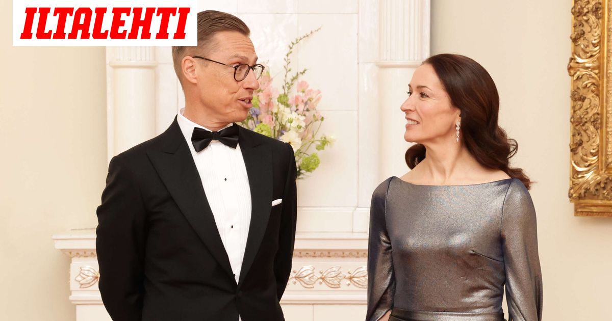 Tal es el atuendo de Suzanne Innes-Stubb con días diplomáticos