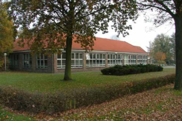 Duda sobre el plan de demolición de Oude Esdal College