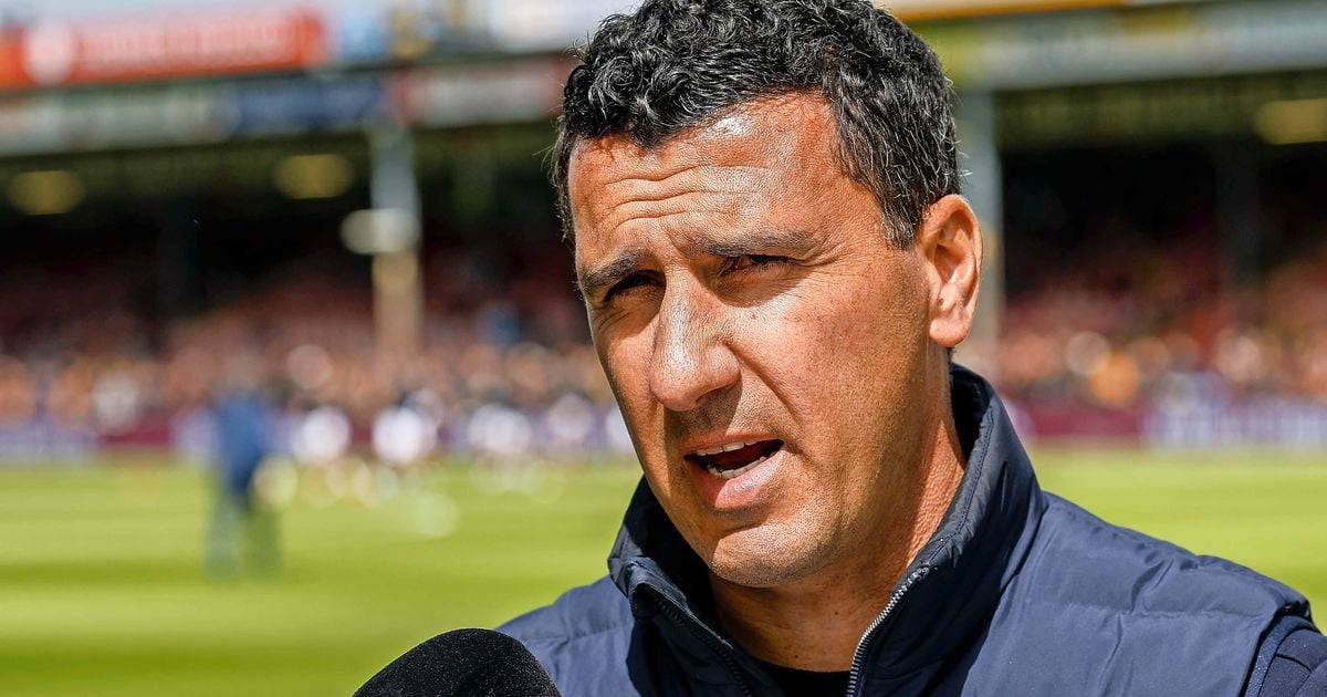 AZ Breaks Contract Trainer Martens abre hasta el verano de